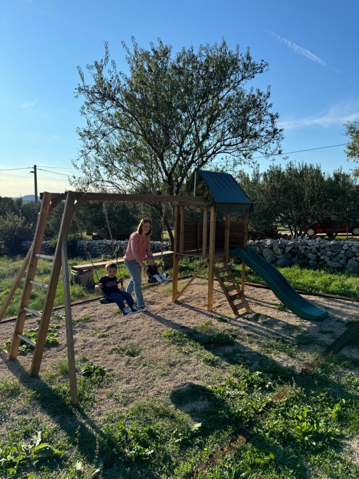 Relax And Unwind: Family-Friendly House Near Zadar In Zagrad Villa Eksteriør bilde